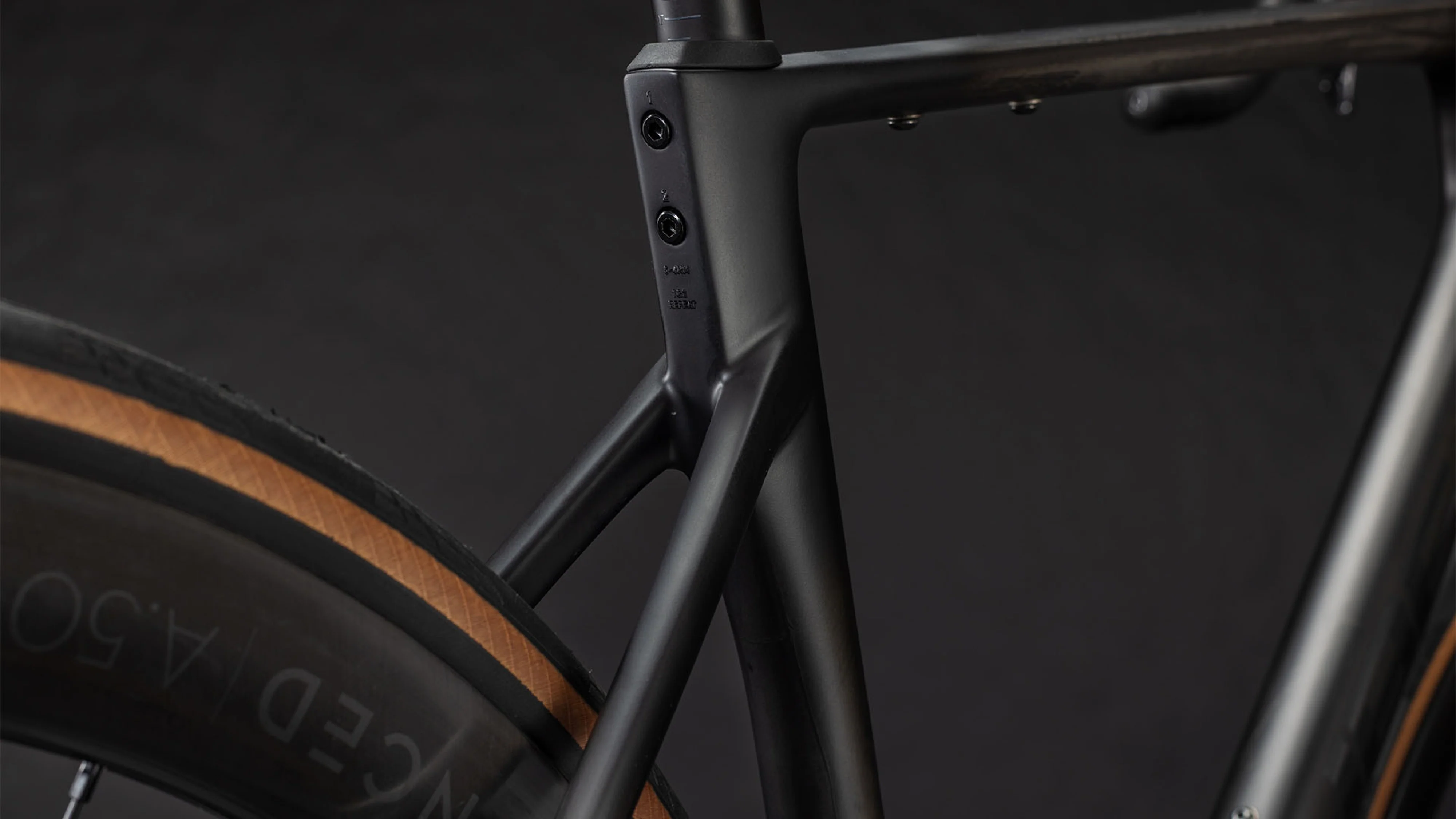 Cube Attain C:62 SLT  carbon´n´coalchrome (2026) - Image 6